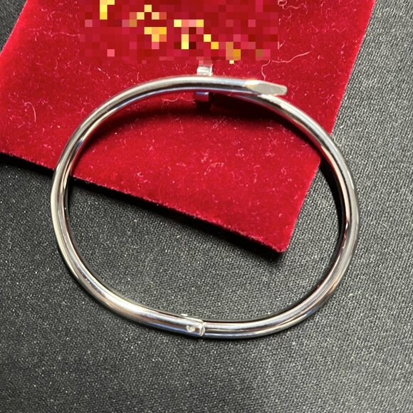Nail Bracelet - Picture 2 of 6
